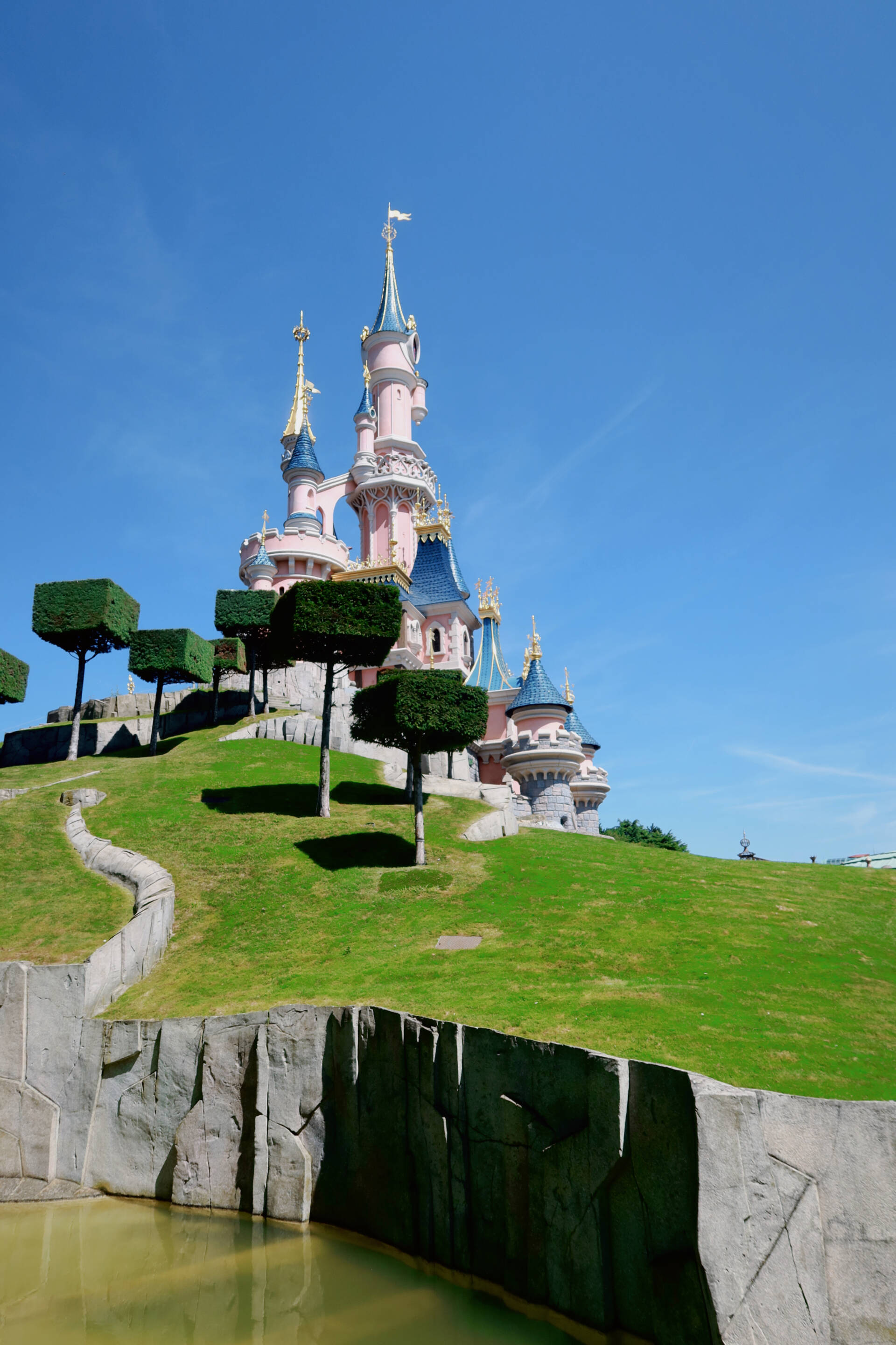 how to do disneyland paris in 2 days with kids